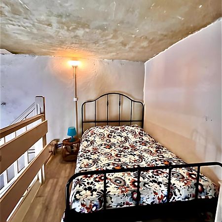 Atypique Et Charmant Nid Urbain Marseilles Exterior foto